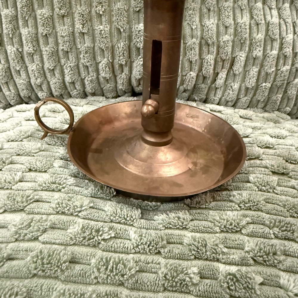 Antique Brass Chamberstick Candlestick Holder with candle lift and spill plate - Picture 9 of 11